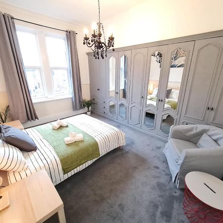 דירות ניוקאסל Large 3 Bed Flat, Free Parking מראה חיצוני תמונה