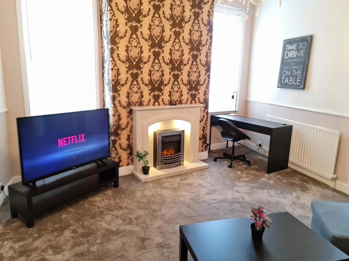 דירות ניוקאסל Large 3 Bed Flat, Free Parking מראה חיצוני תמונה